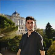 Graduado por la Universidad Autónoma de Madrid en el Doble Grado en Hª del Arte y en Ciencias y Lenguas de la Antigüedad se ofrece para dar clases de Historia del Arte/Latín/Griego Clásico/ Griego Moderno/ Lengua Castellana (online o presencial). Conocimi